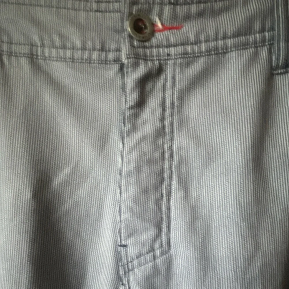 O'Neill Men's Gray and Navy Blue Pinstripe Chino Shorts Polyester 32W